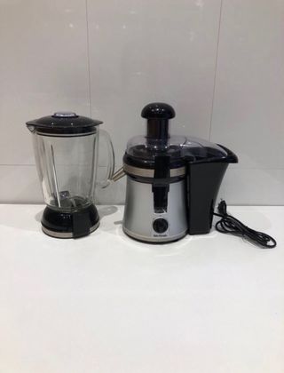 BATIDORA DE VASO Y LICUADORA