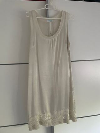 Vestido blanco crudo