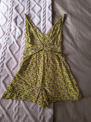 Mono Zara amarillo - Talla M