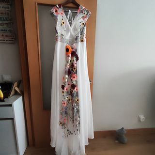 Vestido novia nuevo ( sin estrenar) talla 42