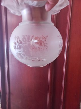Tulipa de cristal para quinque antiguo