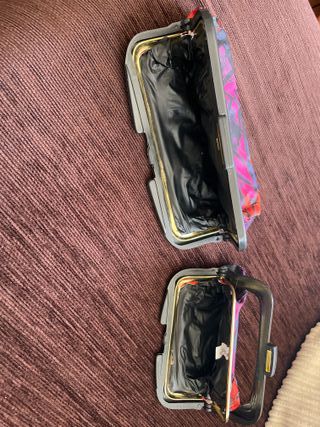 Bolsos marrón y dorado
