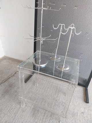 mesa de metacrilato y cristal