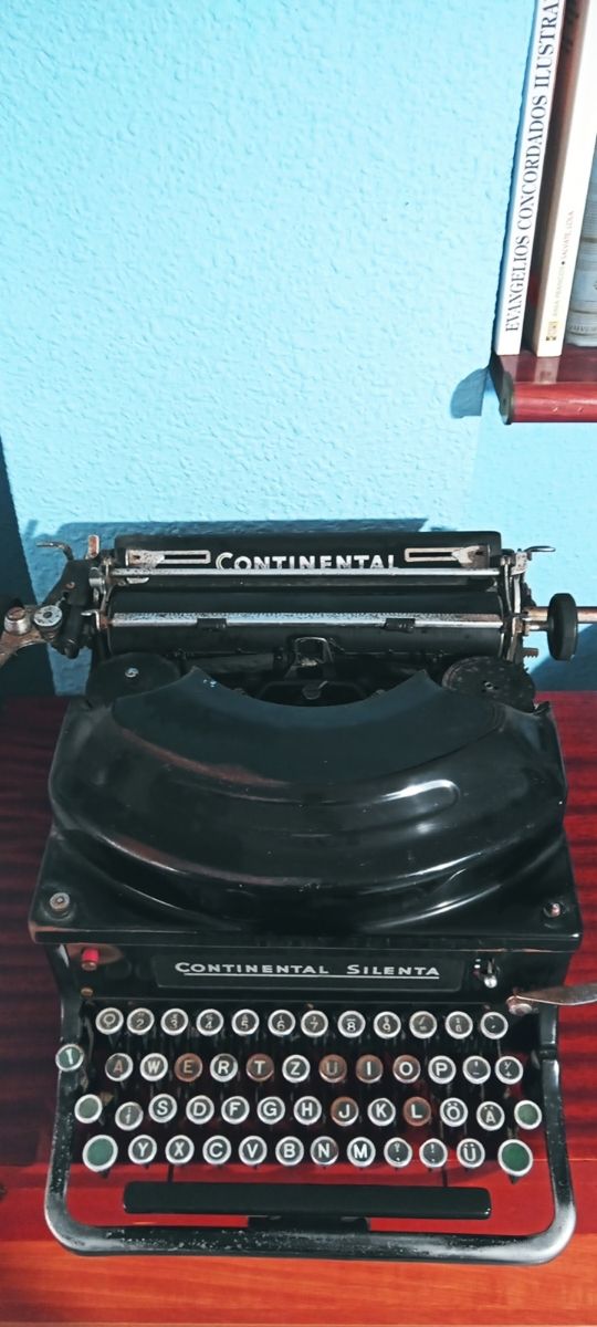 Macchina da scrivere Continental Silenta Antigua