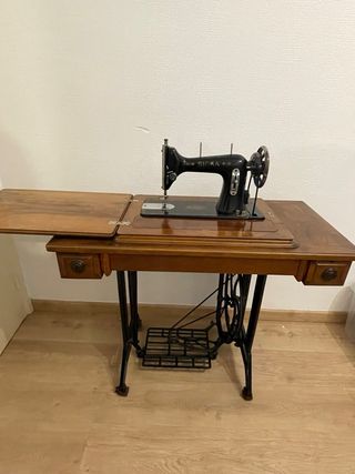 Máquina coser antigua Sigma Hoy 50 euros