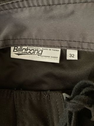 Bañador Billabong negro casi sin uso en talla 32, 