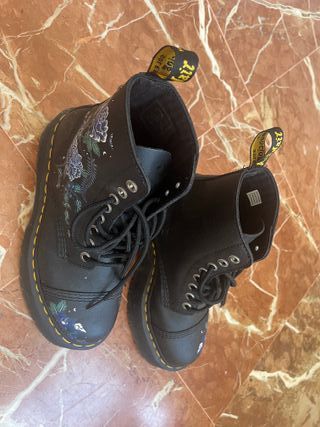 Botas Dr. Martens plataforma negras