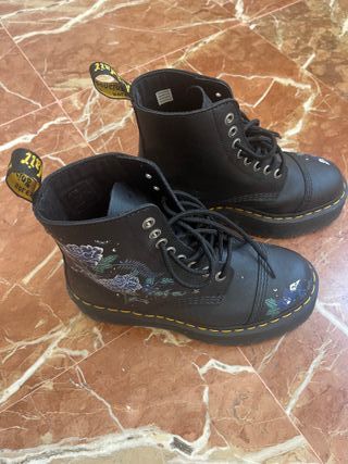Botas Dr. Martens plataforma negras
