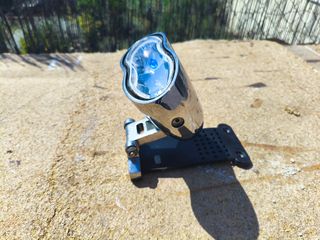 Faro delantero homologado Cyclops Harley Davidson