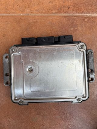 Centralita Ford Focus MK2 2004 - 6BME Bosch