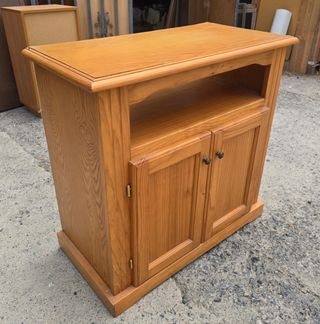 Cómoda clásica de salon