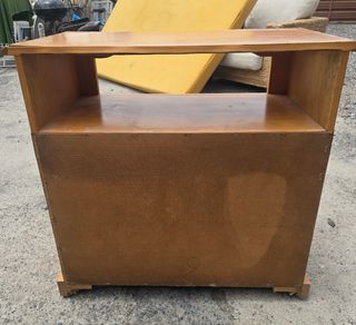 Cómoda clásica de salon