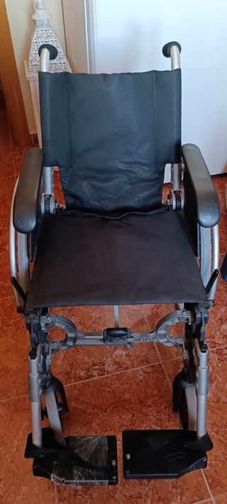 Silla ruedas Forta Basic autopropulsable