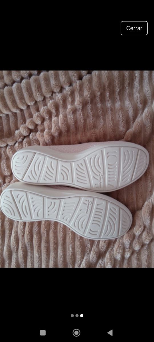 Zapatillas Skechers beige