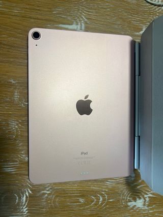 iPad Air 4 Rosa Gold con Teclado Original