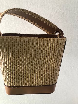 Bolso de mano rafia con cuero playa beige