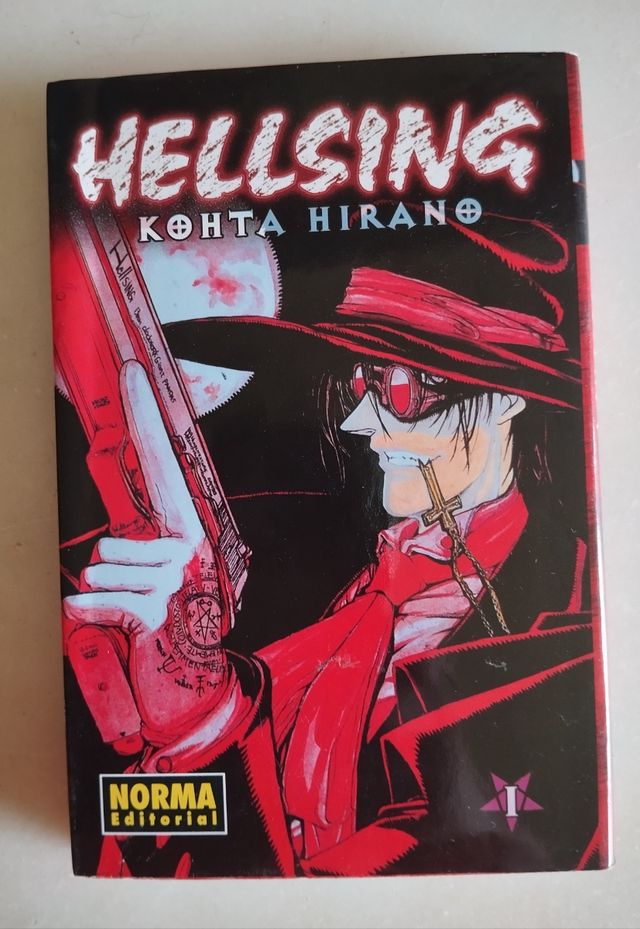 Colección manga Hellsing