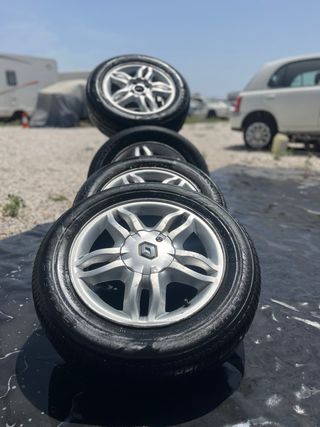 4 Llantas Renault R15