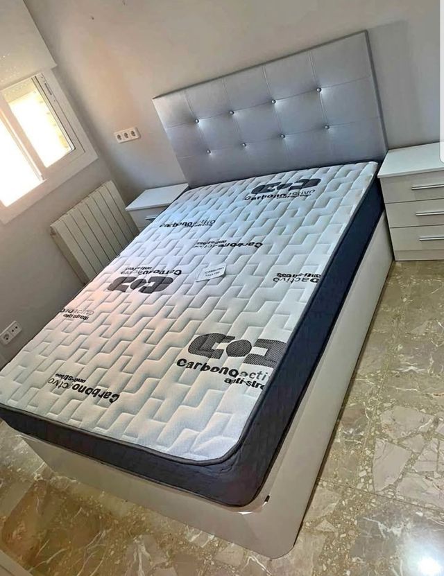Cama Carbonoactivo - Cabecero tapizado