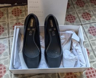 Zapatos GEOX negros tacón medio mujer