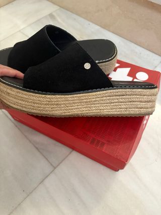 Sandalias Xti negras nº39
