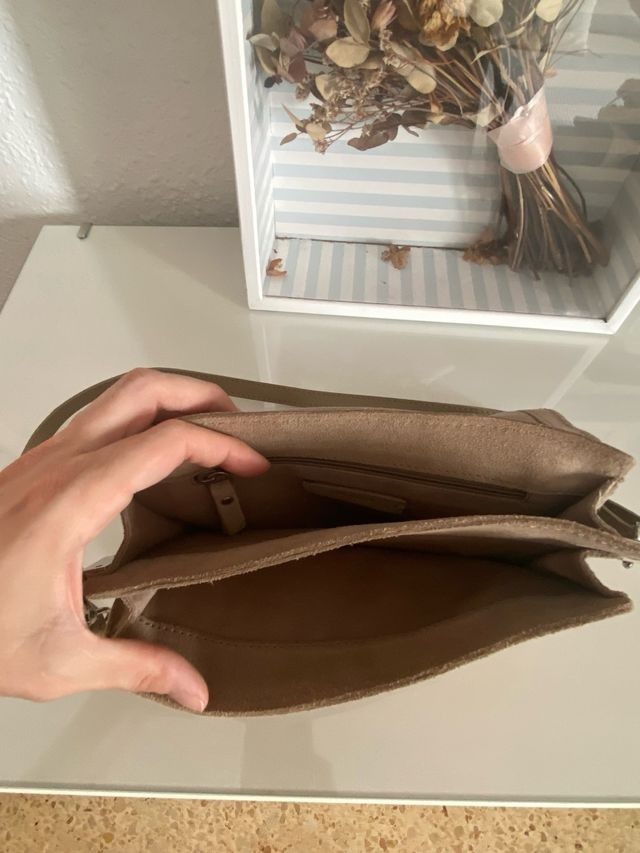 Bolso Mango ante beige