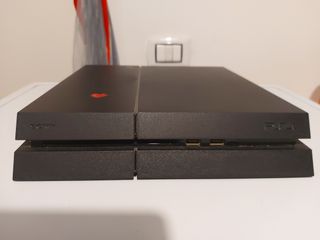 PS4 (PlayStation 4) - 3 giochi