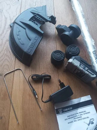 Desbrozadora de baterías Deko - Nueva