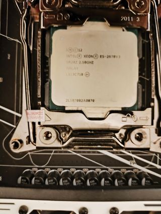 Placa base Huananzhi X99-TF + Xeon E5 2678v3 + 32G