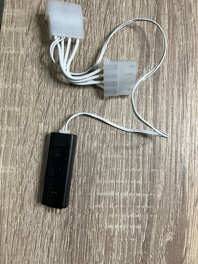 Controlador RGB Cooler Master C10