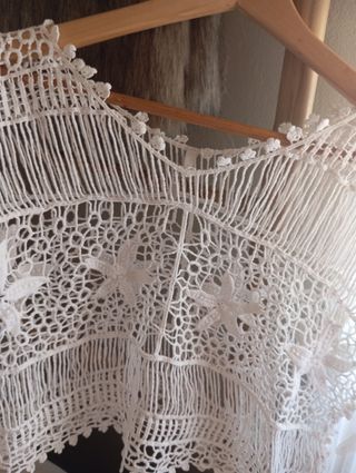 Top de ganchillo blanco