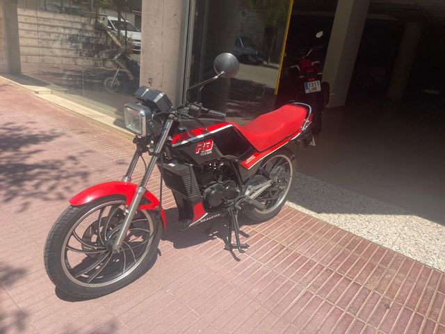 YAMAHA RD 80 1986 - IMPECABLE - 21500KM - 2900€ -