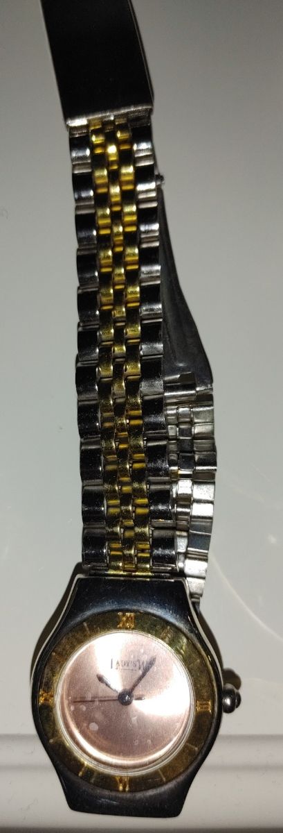 15 Orologi da polso nuovi