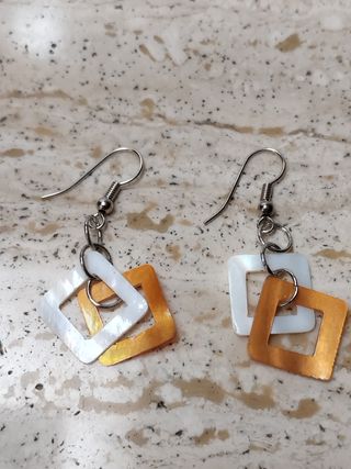 Pendientes cuadrados coral