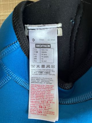 Neopreno niño Talla 14. Marca Tribord.