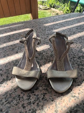 Zapatos mujer - Negros y blancos