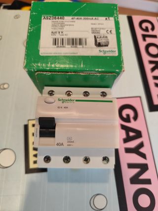 Interruptor Diferencial Schneider 40A 4x40 en300