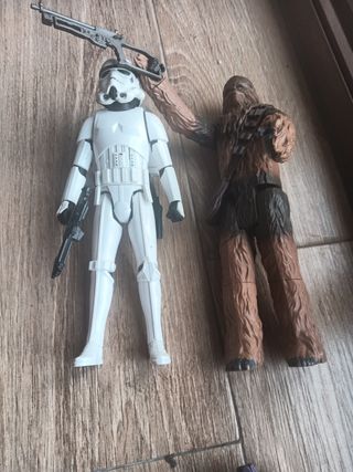 Star Wars: Stormtrooper & Chewbacca

