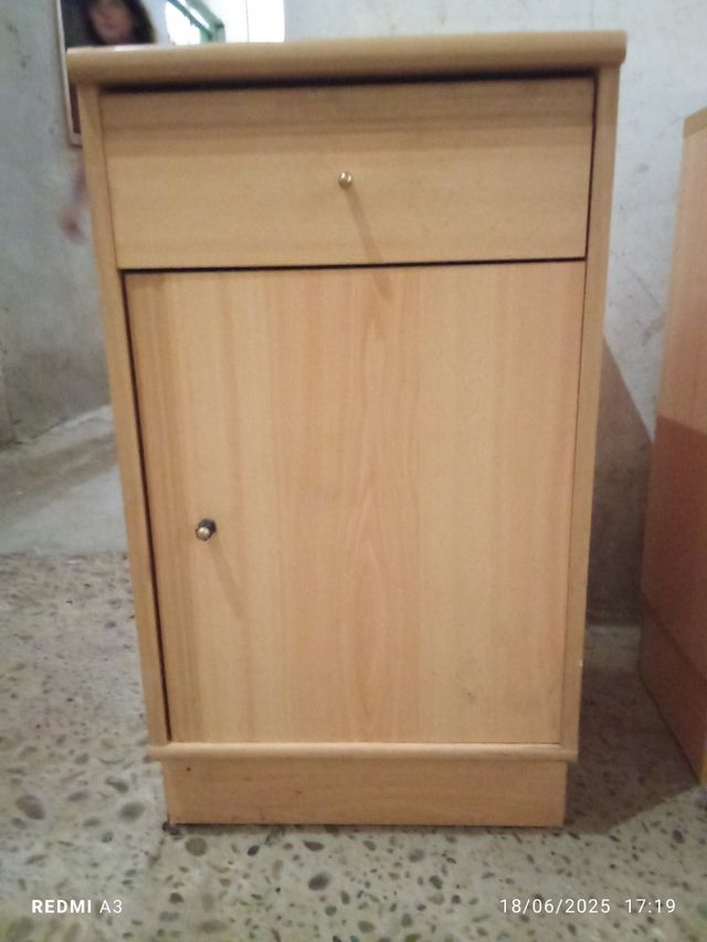 Mesillas de noche - Madera - Beige