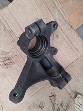 FORD ESCORT MK3/ORION MK1 mangueta derecha