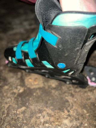 Patines en línea turquesa