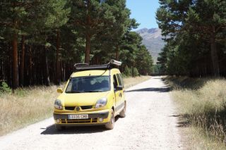 Renault Kangoo Camper muy cuidada - URGE VENDER