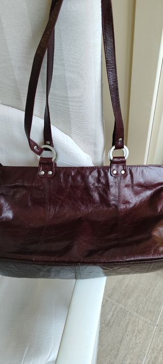 Bolso marrón piel