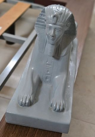 Figura esfinge Grande