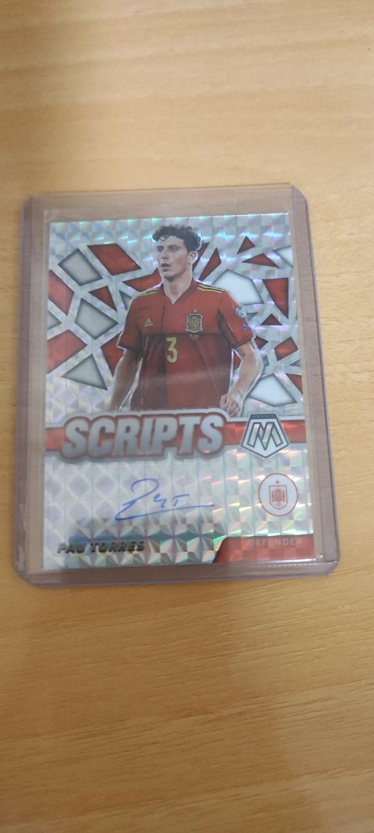 Carta Pau Torres Mosaic 2022