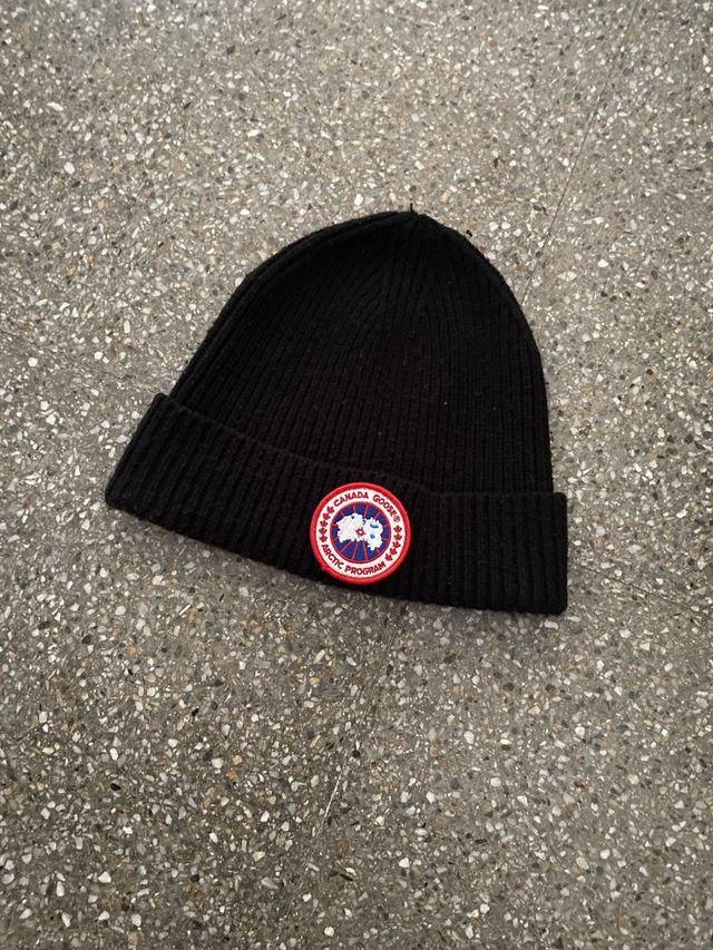 Gorro Canada Goose Negro