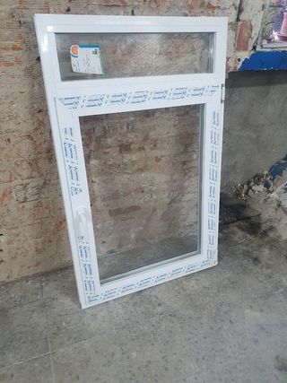 Ventana aluminio blanco