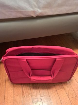 Set of 2 luggages and two travel bags