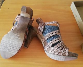 Sandalias tacón mujer marrón
