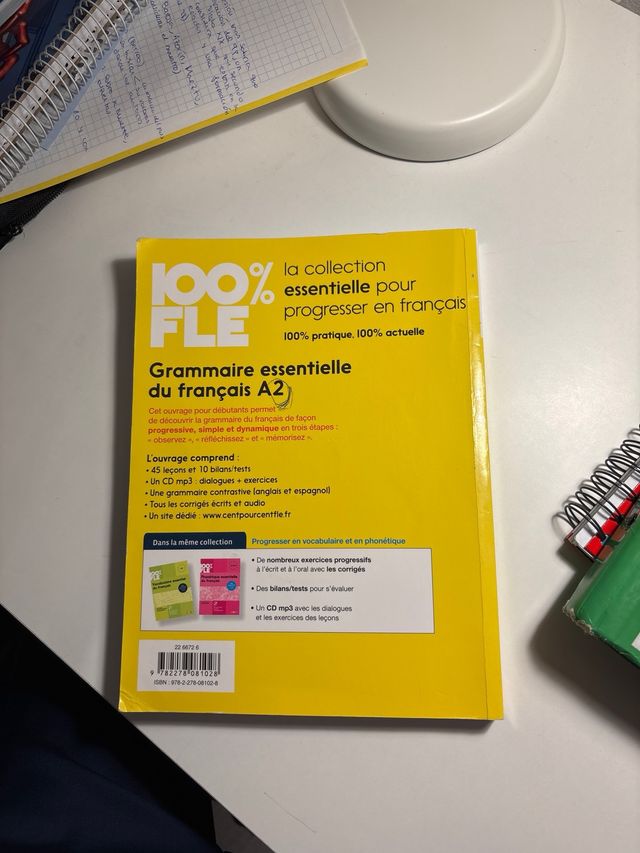100% FLE Grammaire essentielle du francais A1/A...